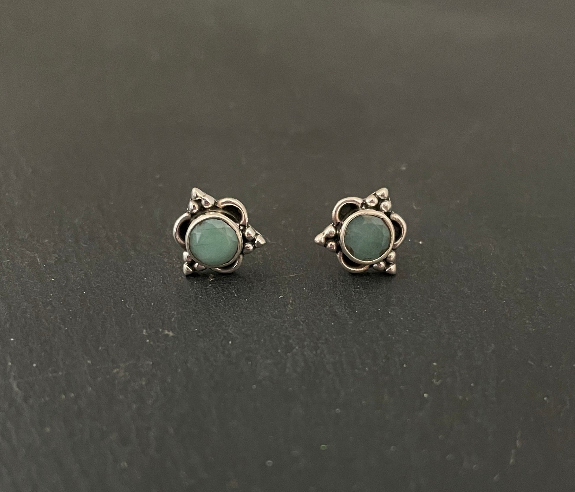Emerald Stud Earrings image 0