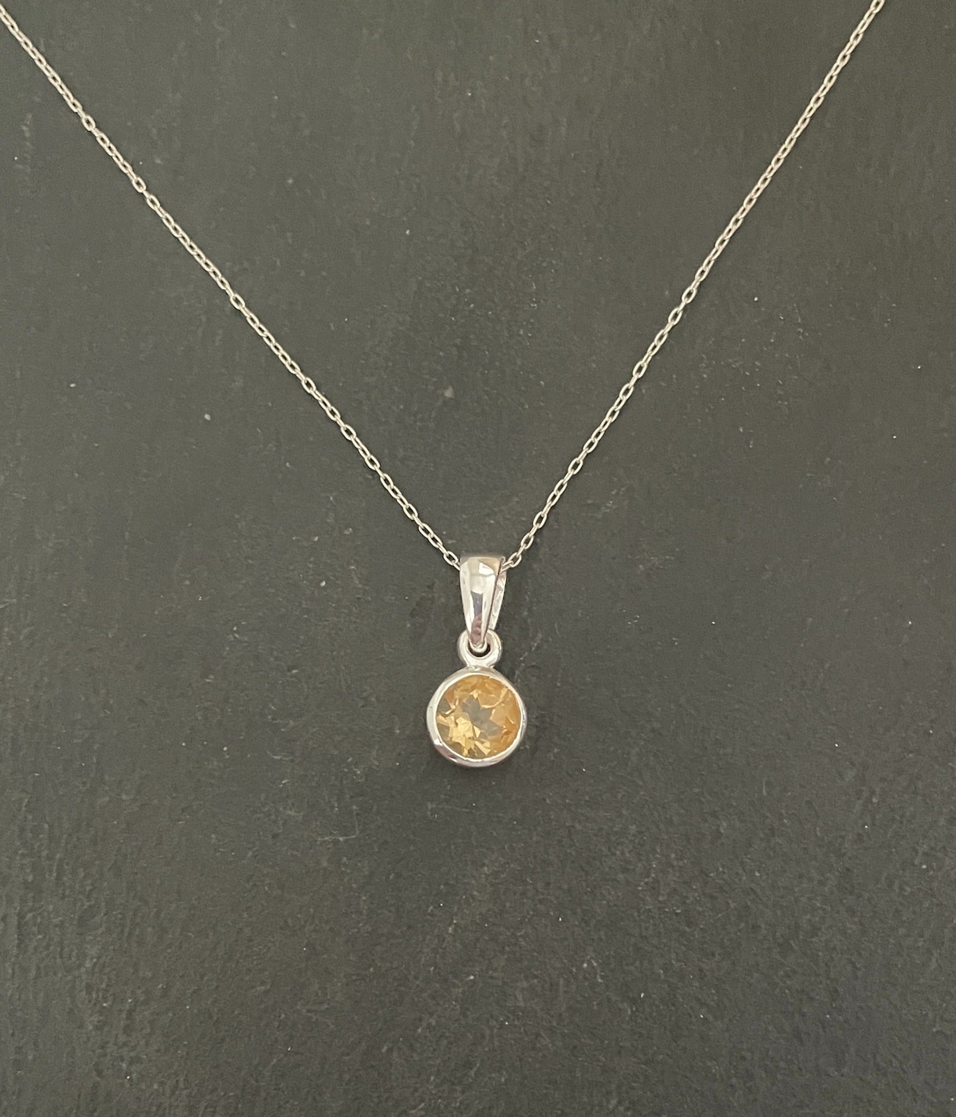 Citrine Round Pendant image 0