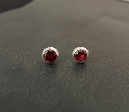 Round Garnet Stud Earrings image 0