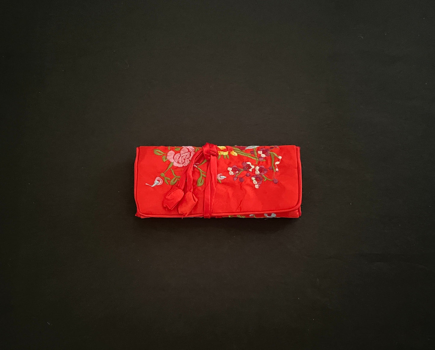 Red Flower Jewellery Wrap image 1