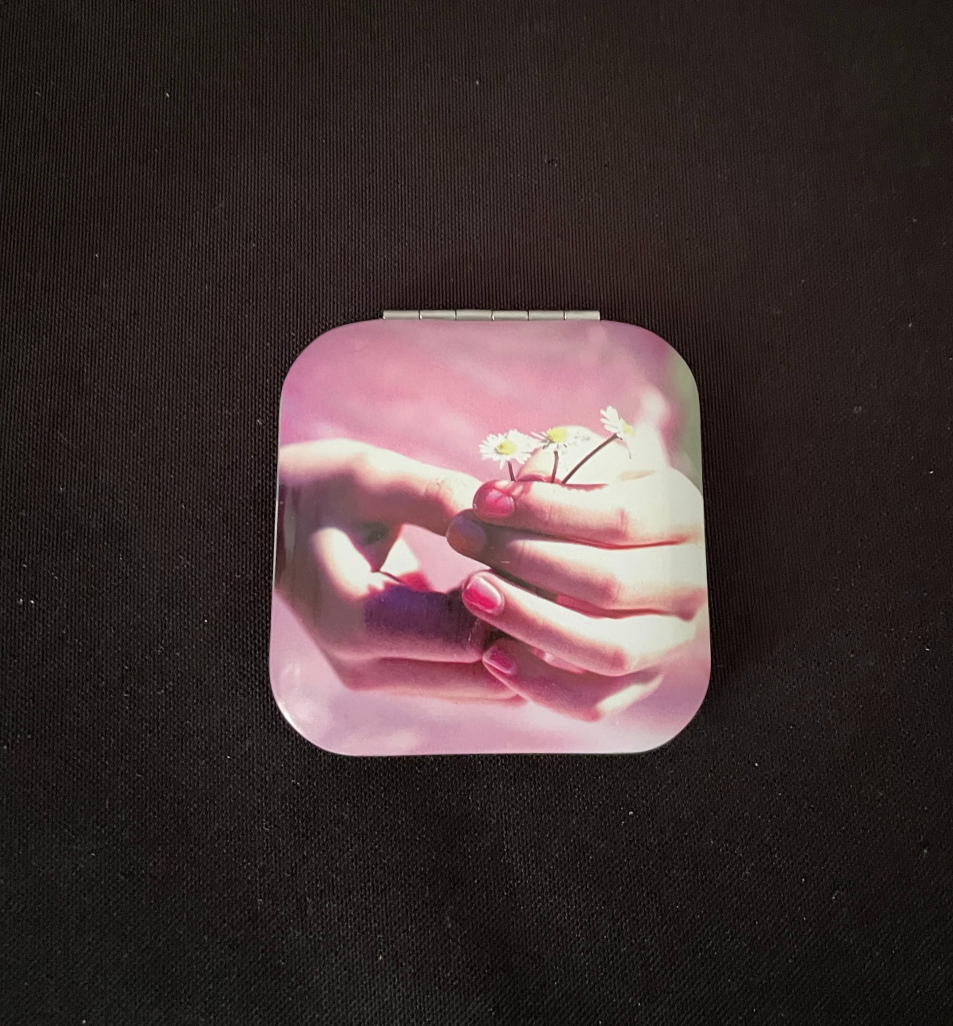 Daisy Compact Mirror image 0