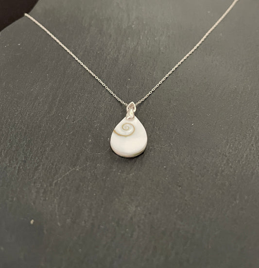 Shiva Shell Teardrop Pendant image 1