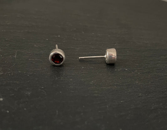 Round Garnet and Silver Studs image 1