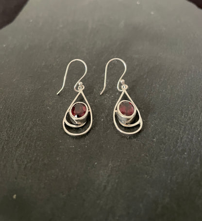 Garnet and Silver Earrings image 1