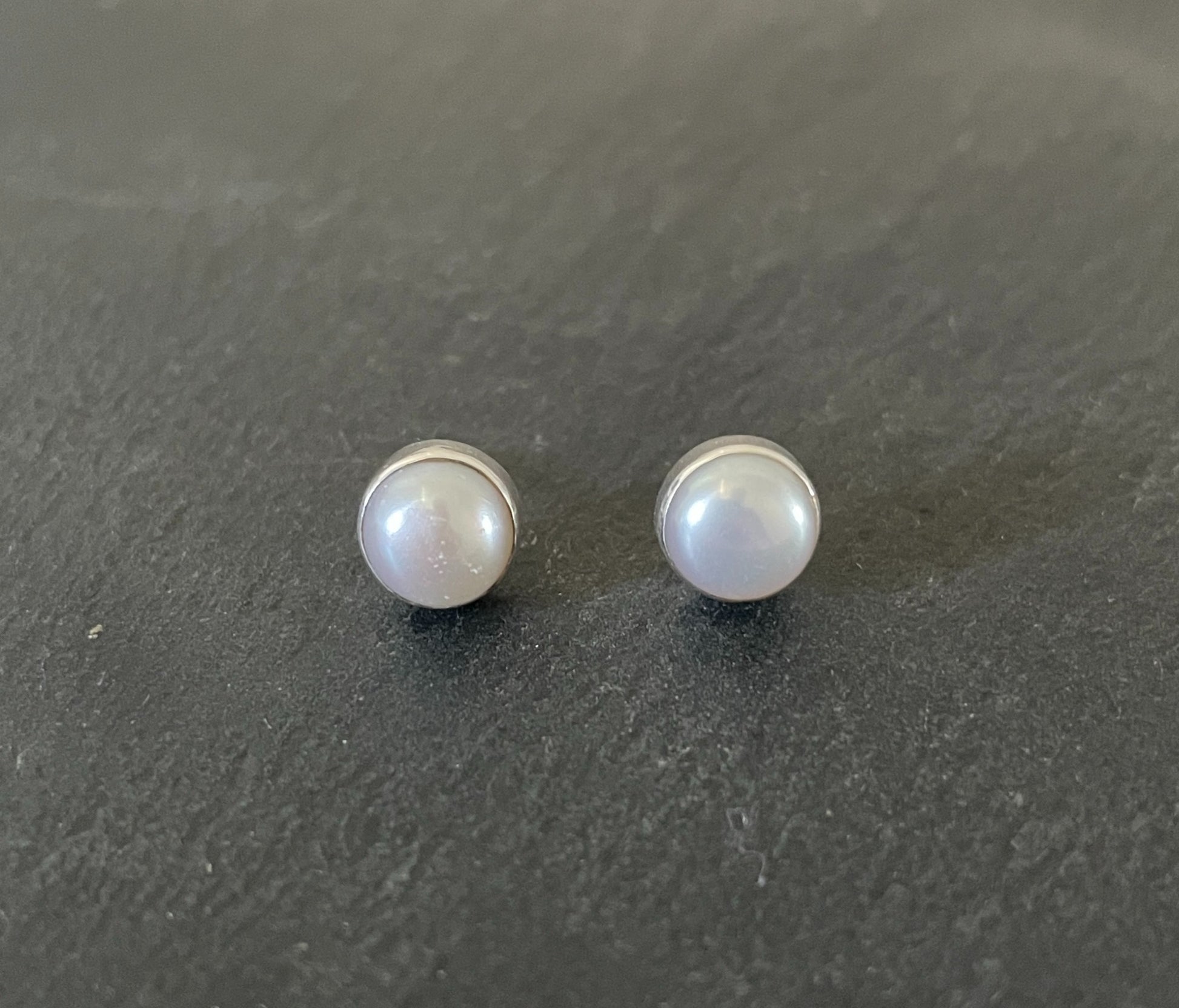 Round Pearl Stud Earrings image 0