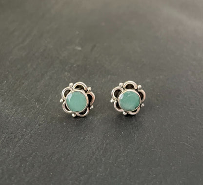 Emerald Stud Earrings image 0