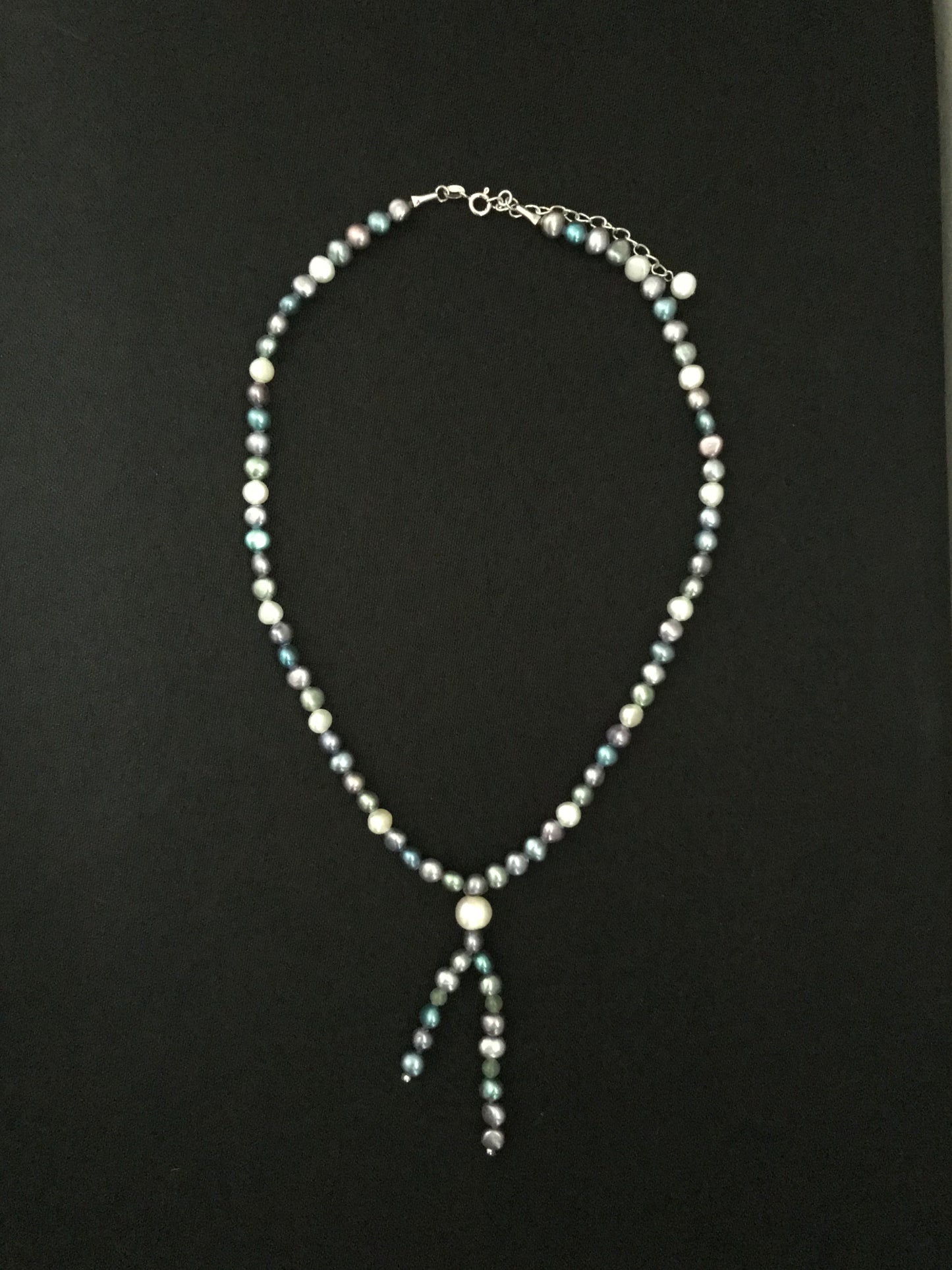 Pearl Necklace image 0