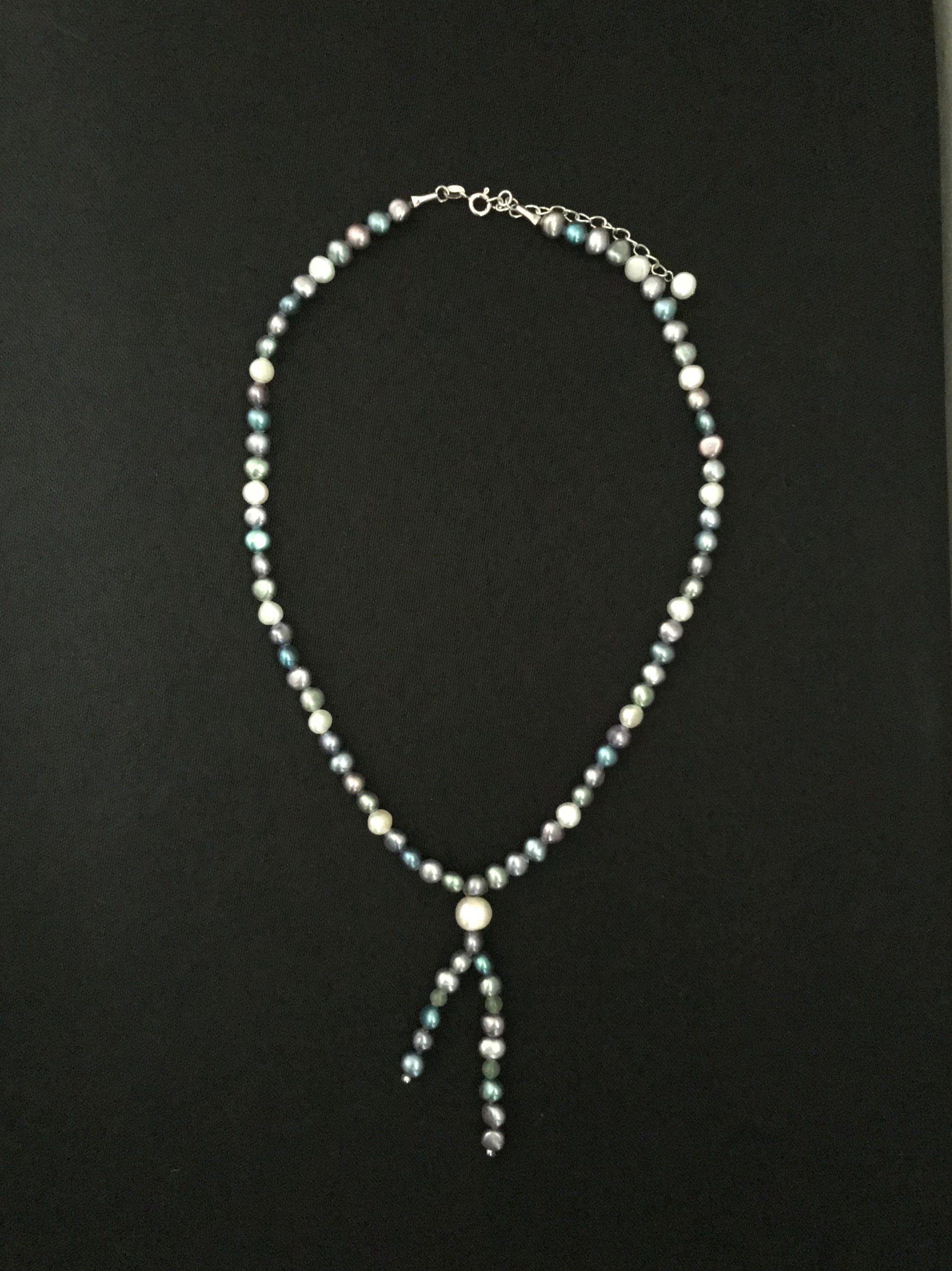 Pearl Necklace image 0