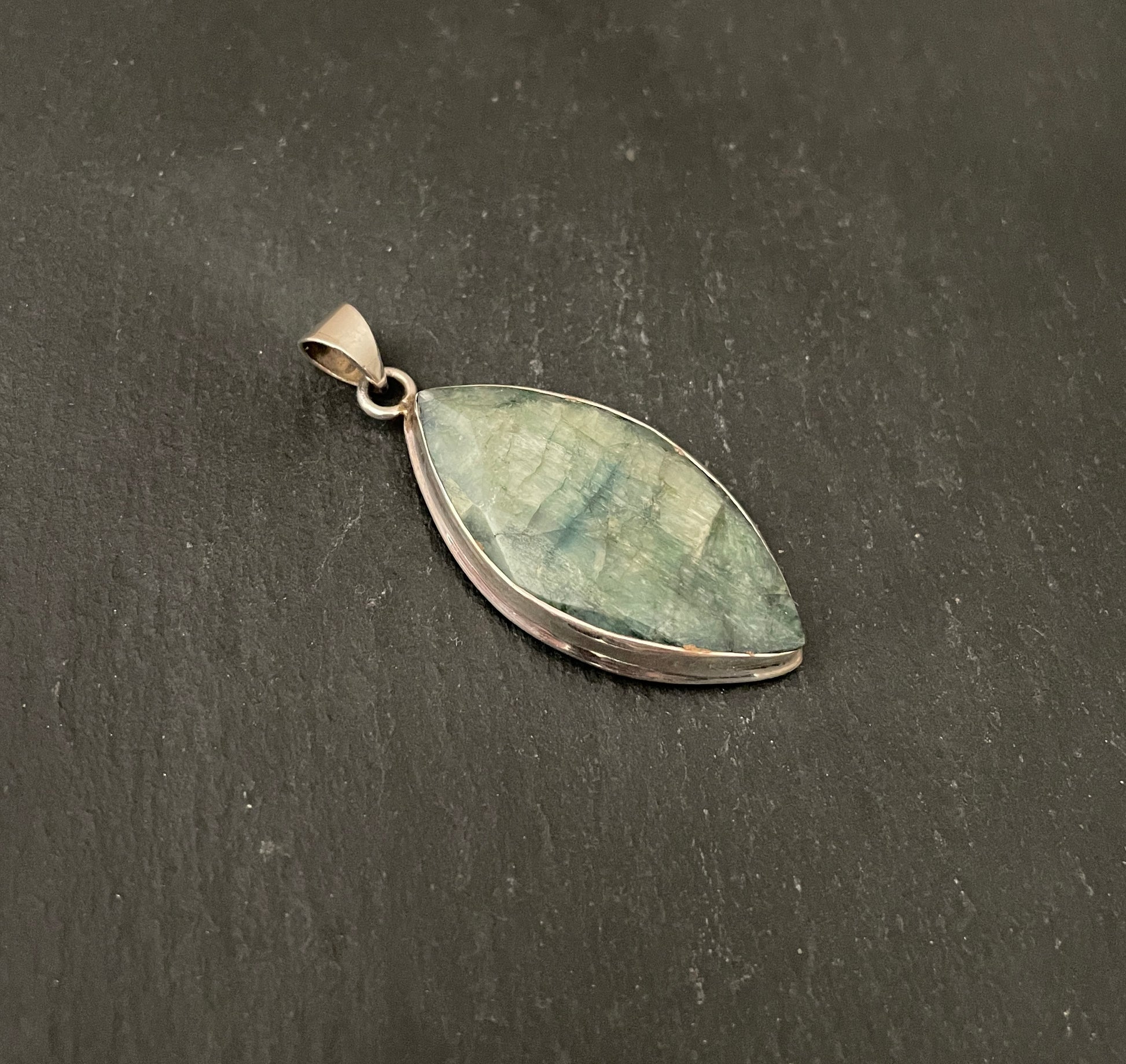 Emerald Kite Pendant image 2