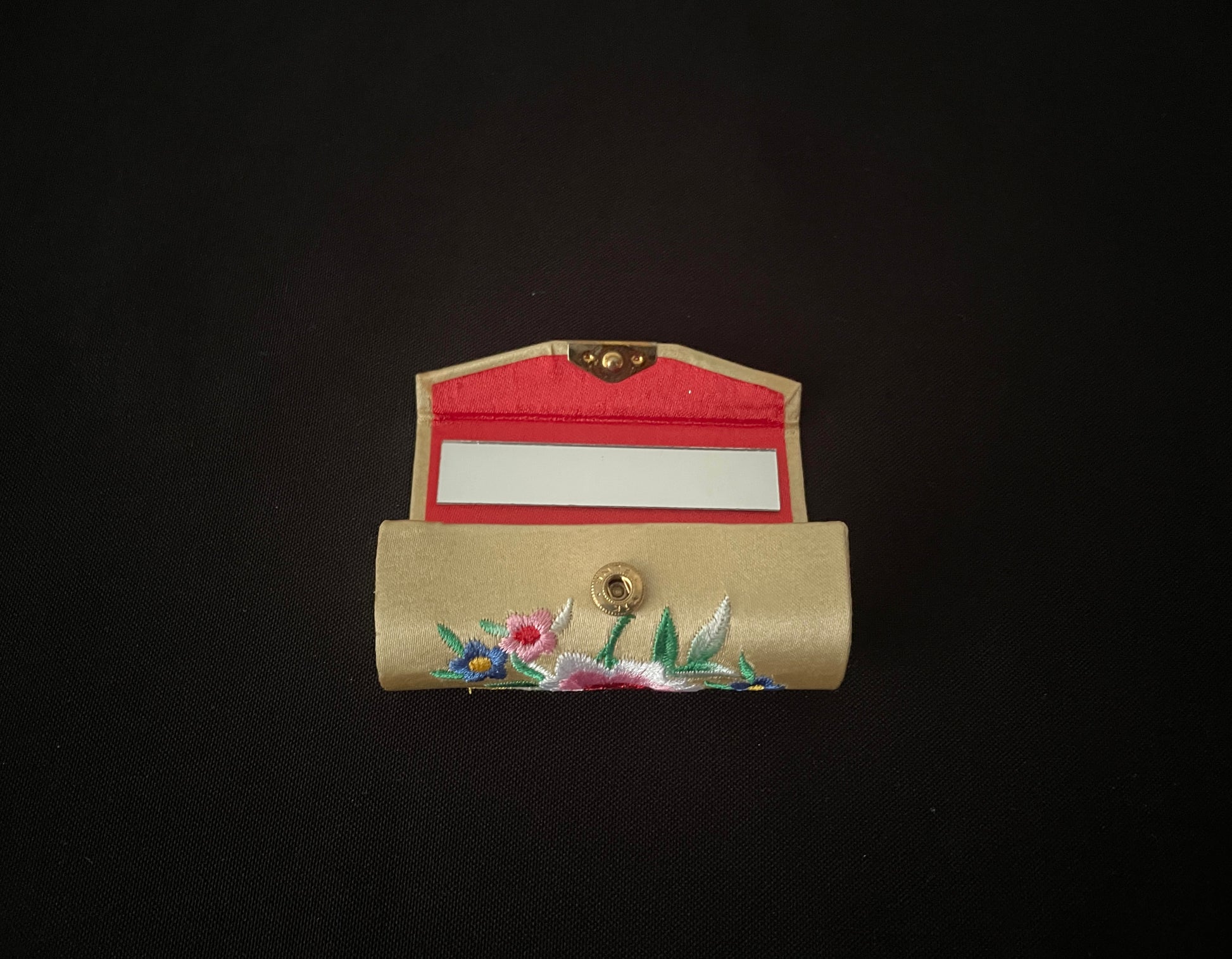 Embroided Flower Lipstick Case image 3