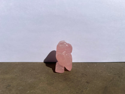 Rose Quartz Owl image 2