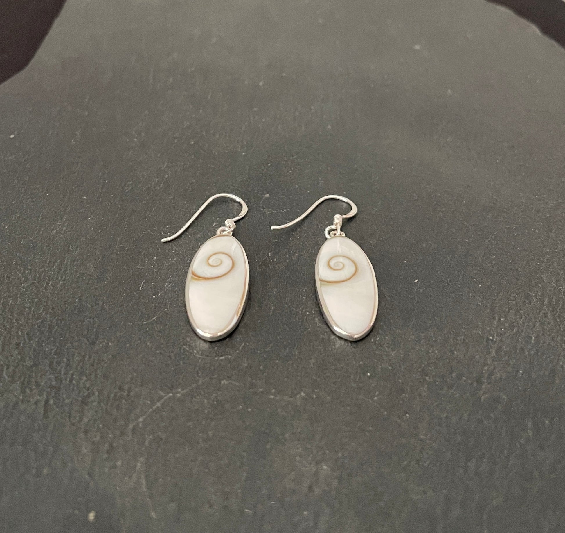 Shiva Shell Oval Earrings image 1