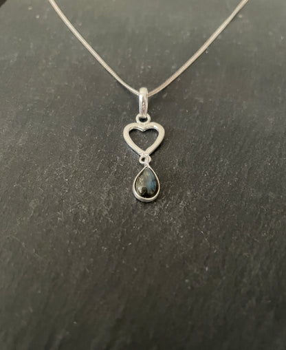 Labradorite Oval Pendant