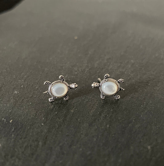 Mother of Pearl Turtle Stud Earrings