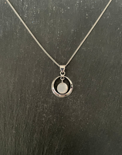 Round Mother of Pearl Pendant