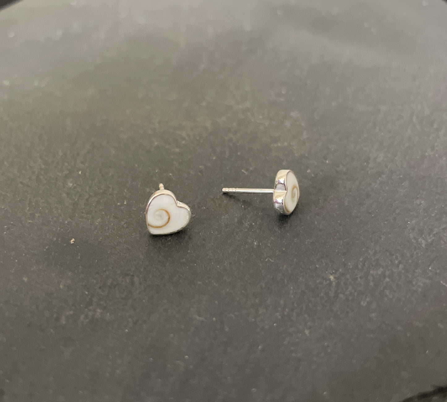 Shiva Shell Heart Stud Earrings