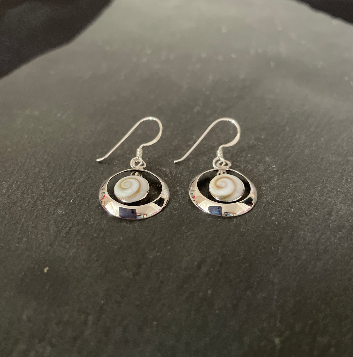 Round Shiva Shell Earrings