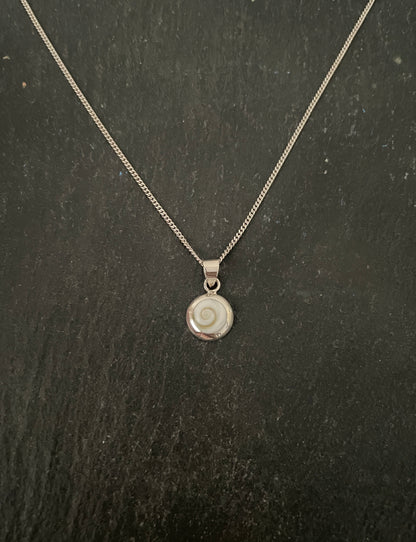 Shiva Shell and Silver Round Pendant