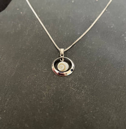 Shiva Shell and Silver Round Pendant