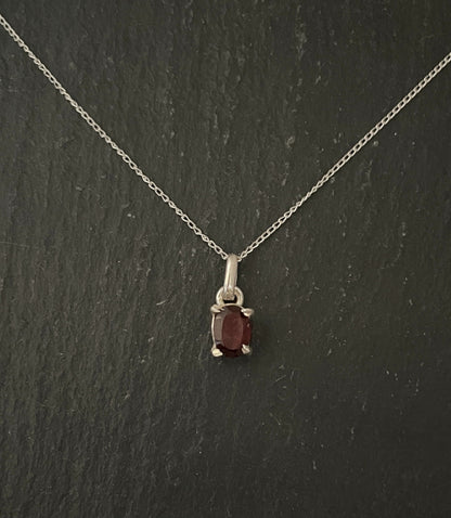 Oval Garnet Pendant image 0
