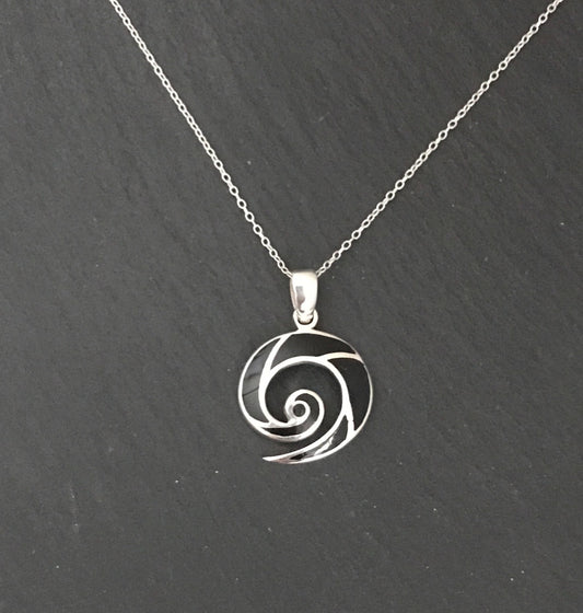 Black Onyx Swirl Pendant image 0