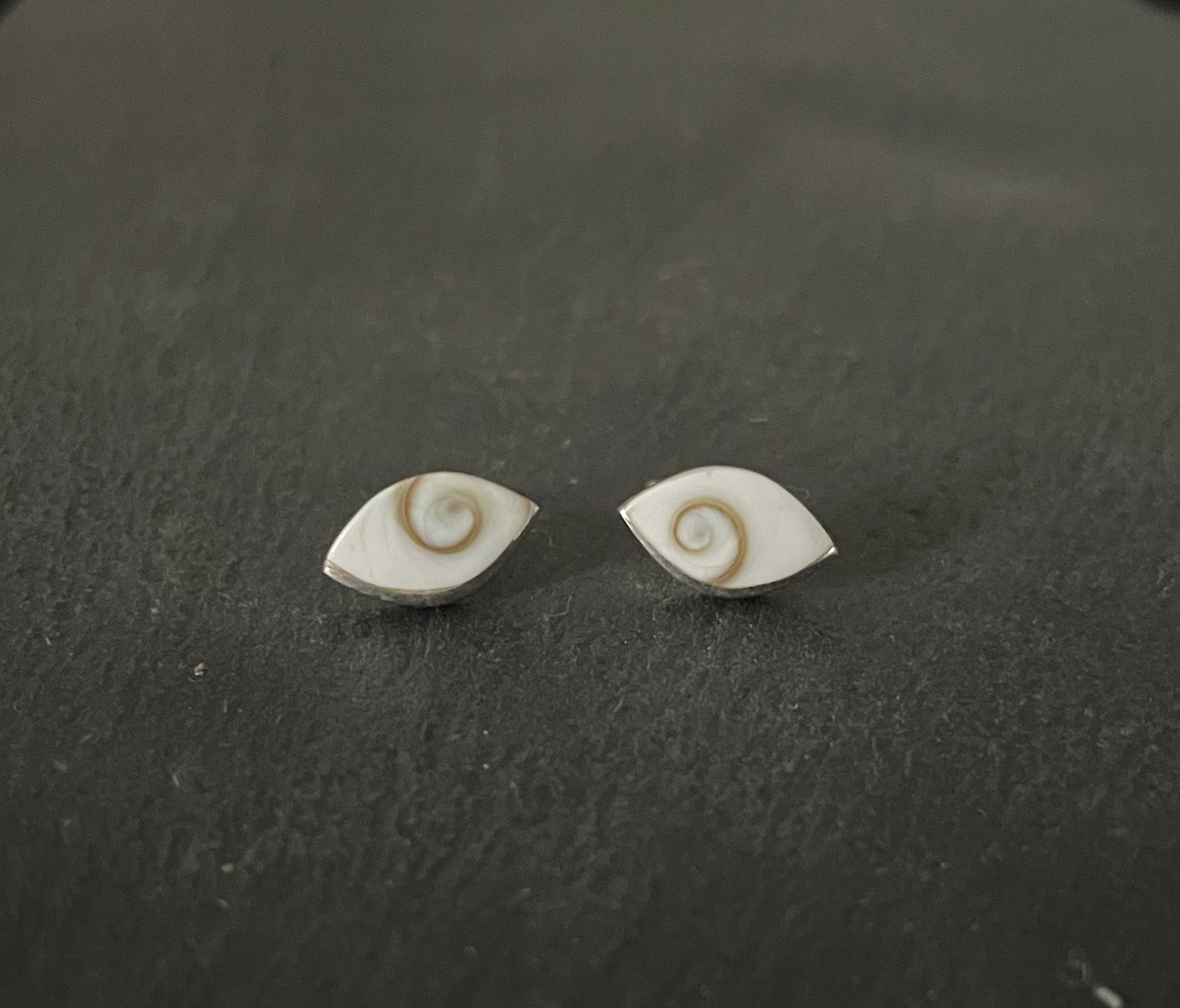Shiva Shell Kite Stud Earrings image 0