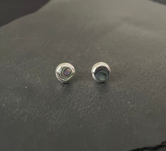 Paua Shell Round Studs image 0