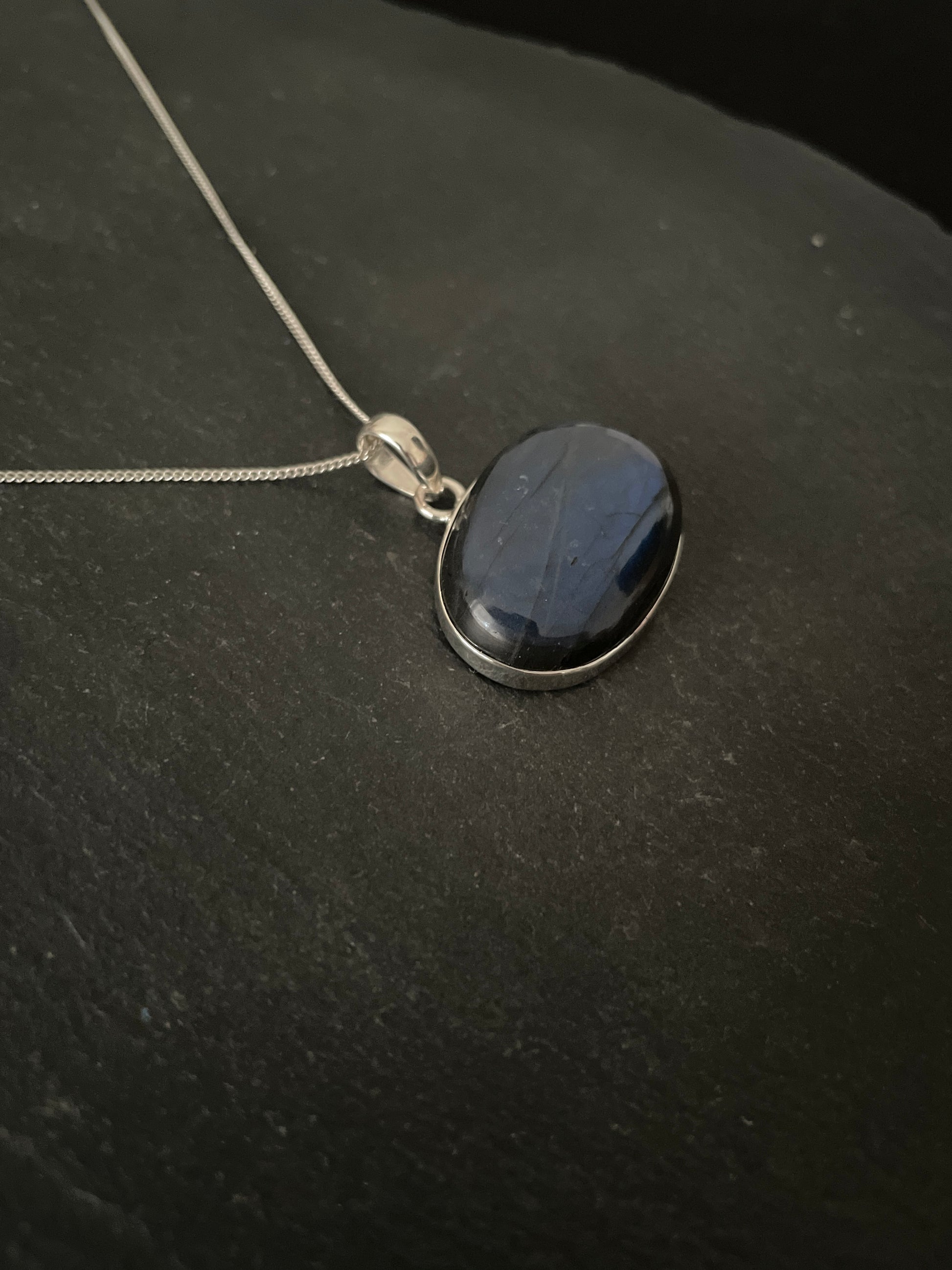 Labradorite Oval Pendant image 2