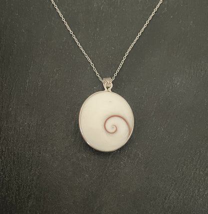 Shiva Shell and Silver Oval Pendant image 0