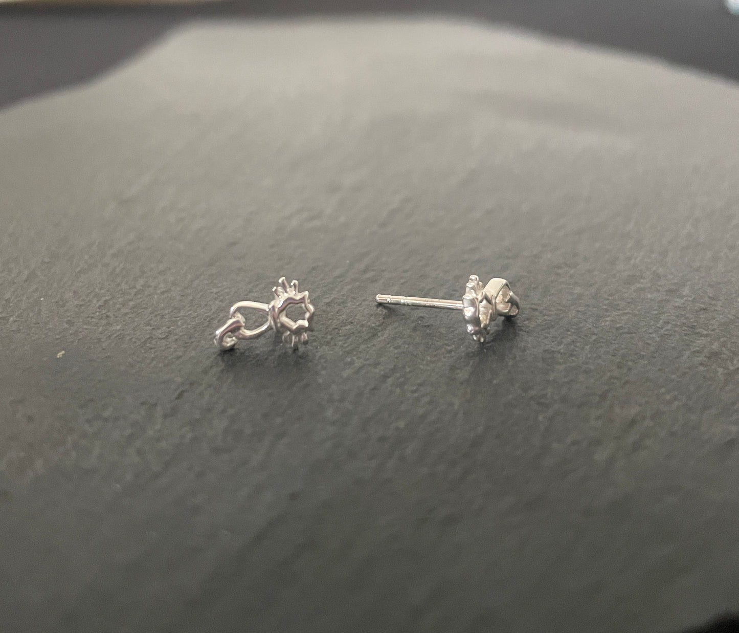Silver Cat Studs image 1