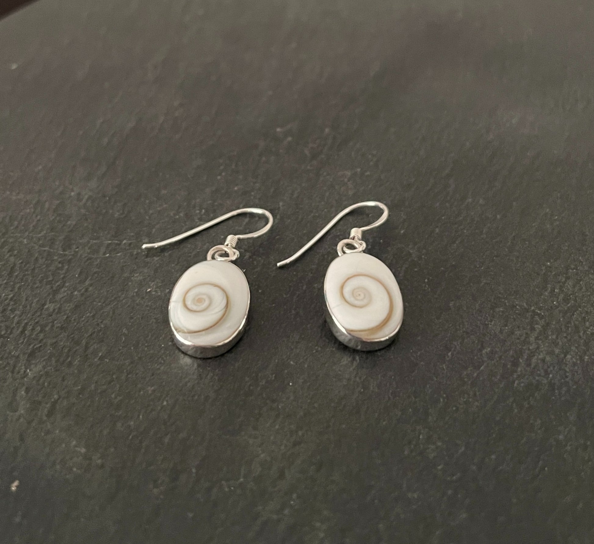 Shiva Shell Oval Earrings image 1