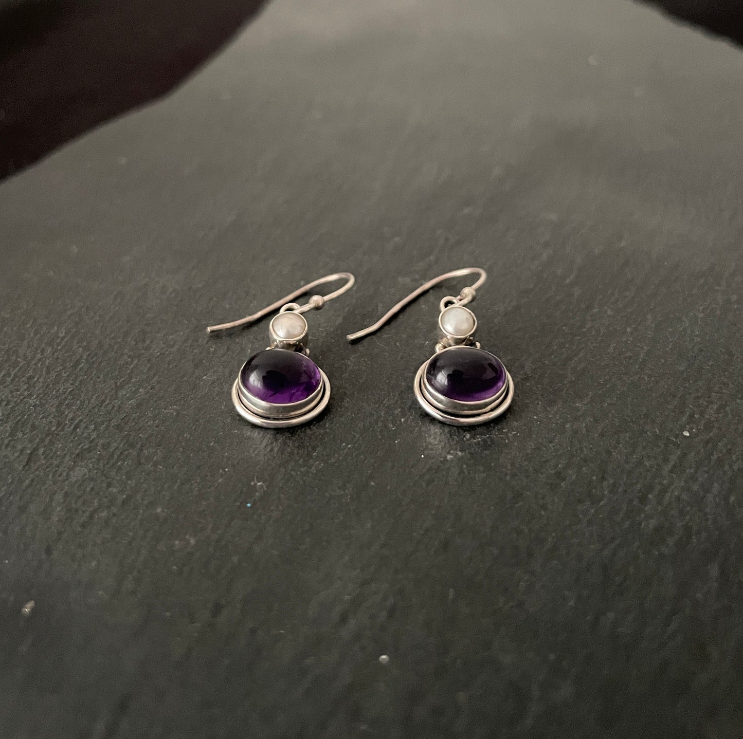 Amethyst and Pearl Earrings image 1