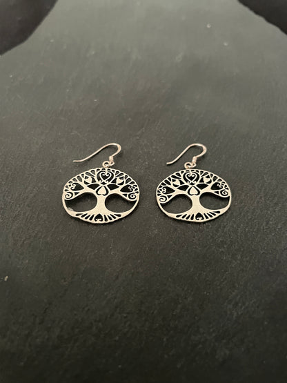 Oval Silver Tree Earrings image 1
