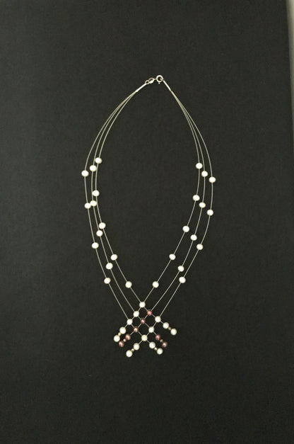 Pearl Necklace image 1