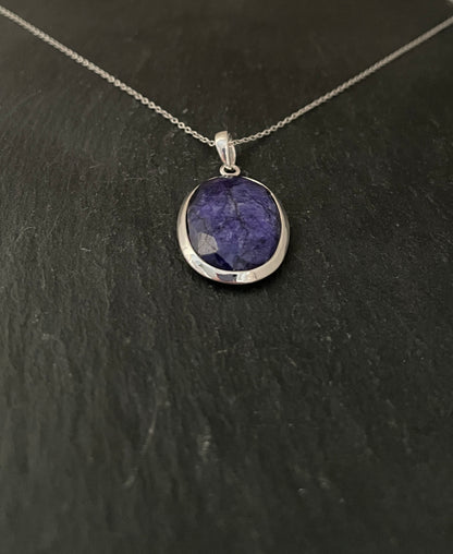 Oval Sapphire Pendant image 2