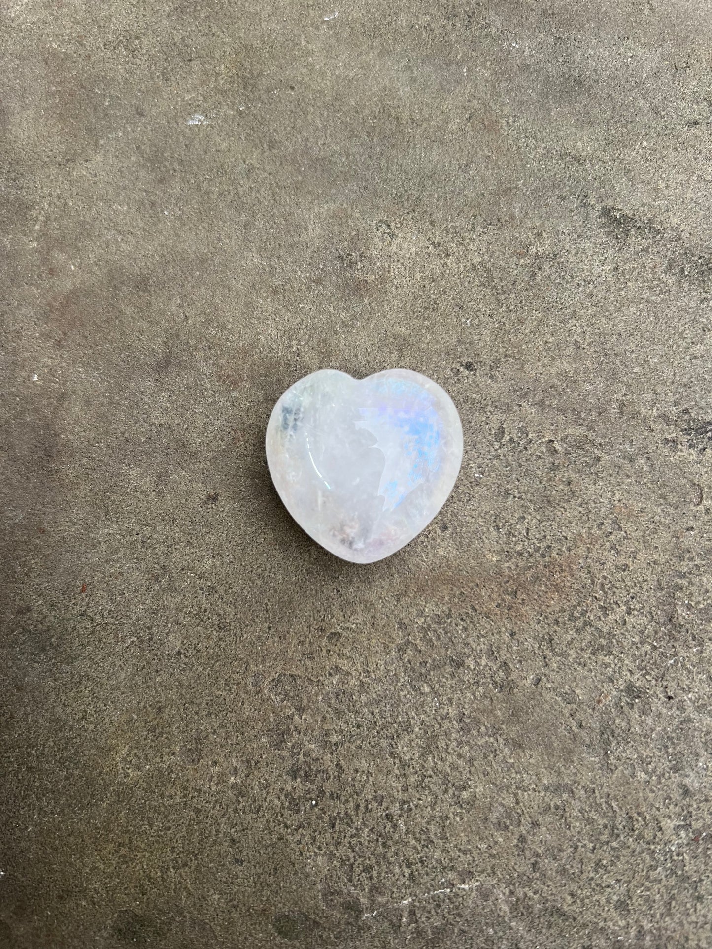 Aura Quartz Heart image 0