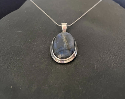Labradorite and Silver Oval Pendant image 1