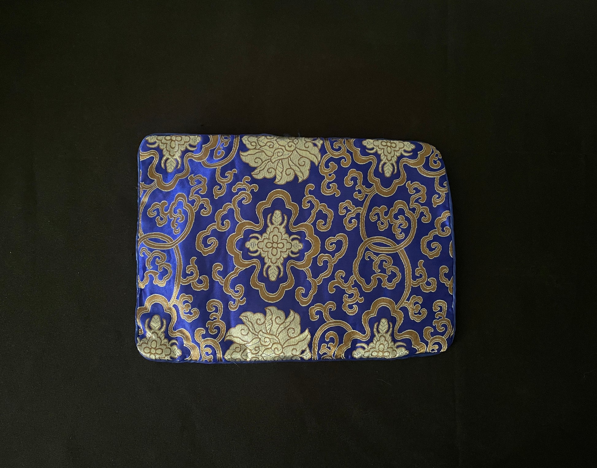 Blue and Gold Jewellery Wrap image 3