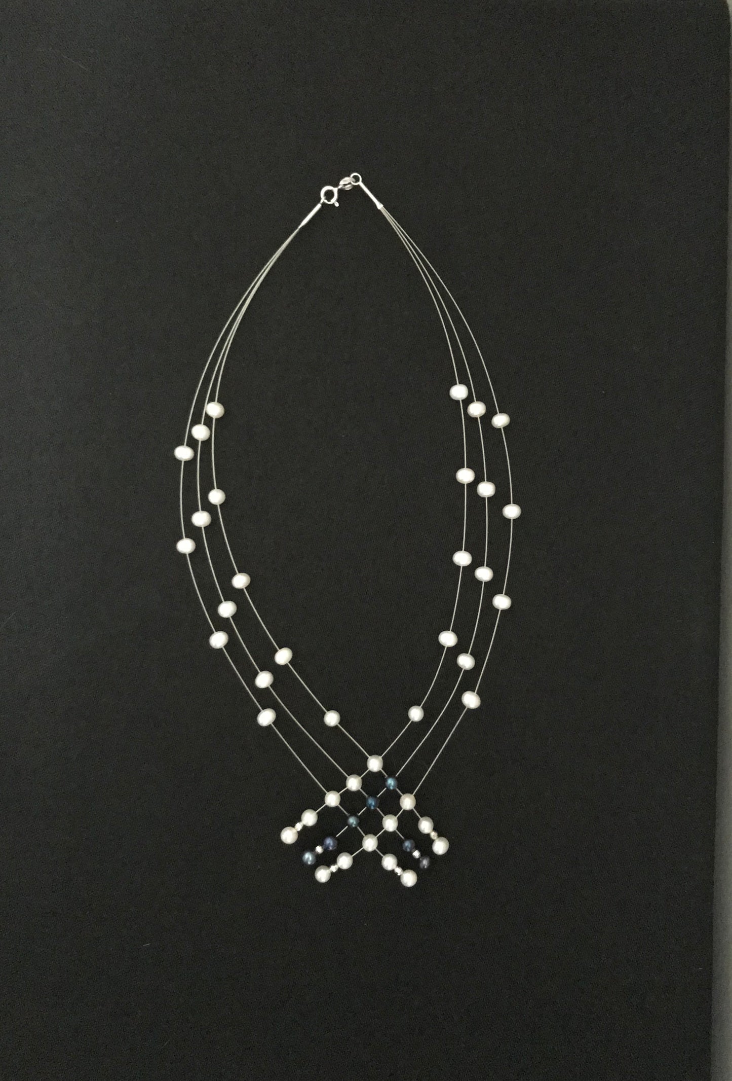 Pearl Necklace image 0