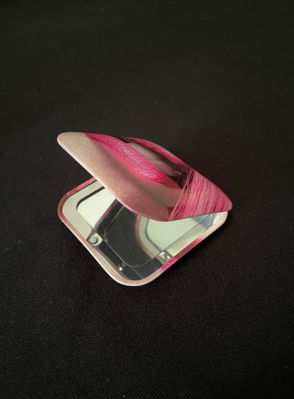 Lips Compact Mirror image 3