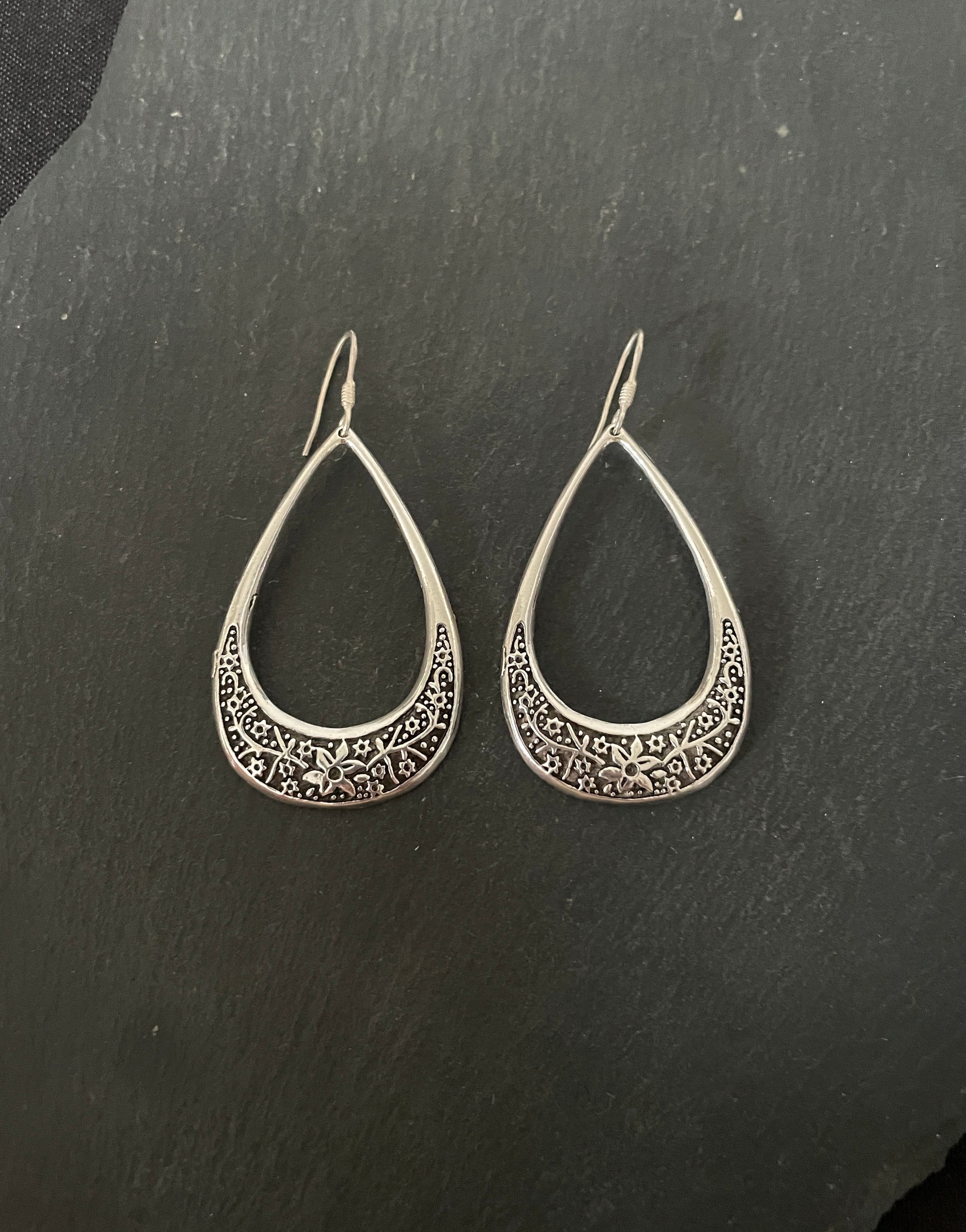 Silver Teardrop Drop Earrings image 0