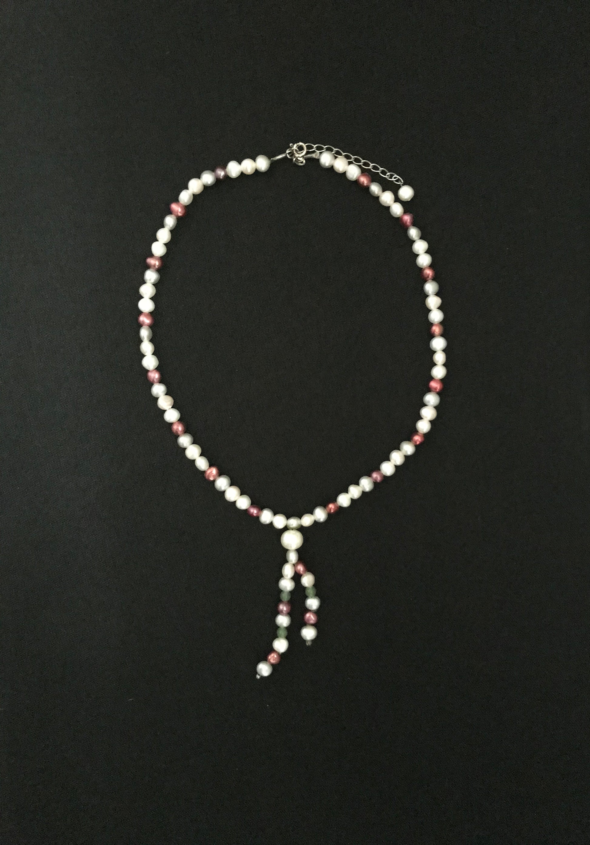 Pearl Necklace image 1