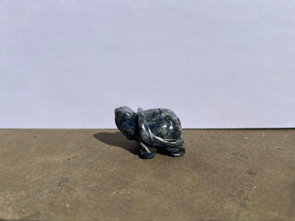 Sodalite Turtle image 3