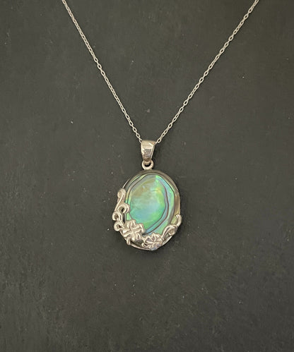 Paua Shell and Silver Oval Pendant image 0
