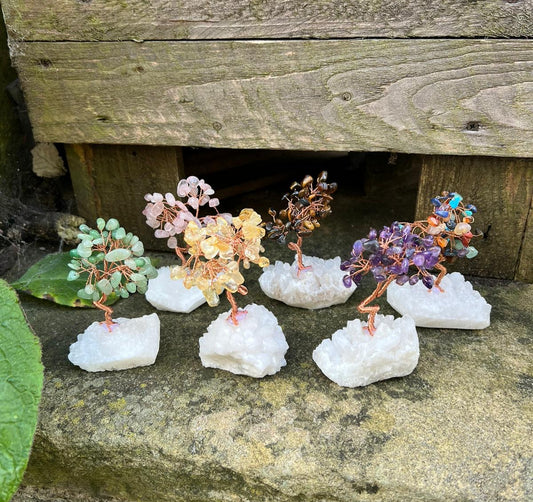 Gemstone Tree on Quartz Base image 0