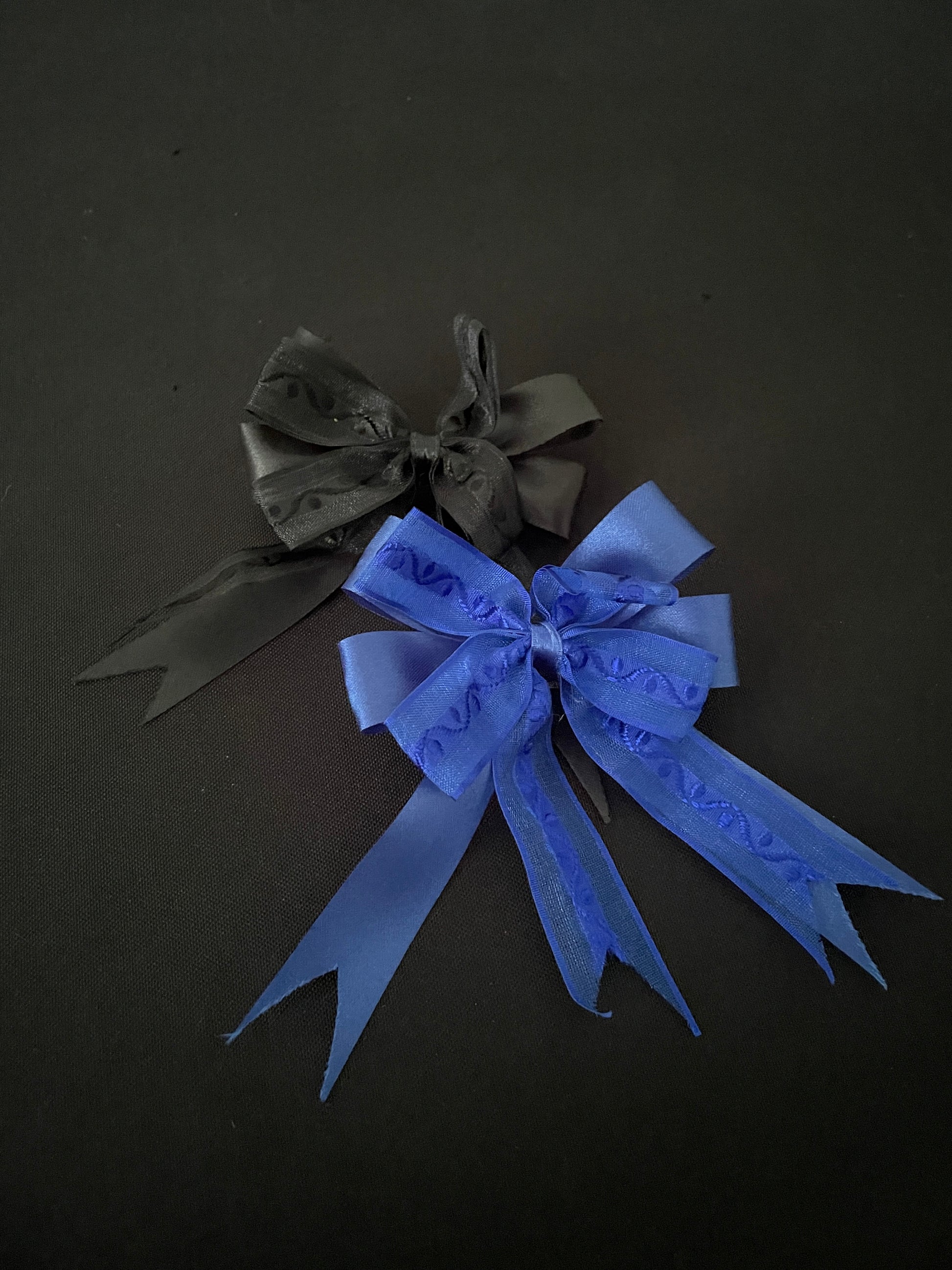 Black and Blue Bow Hair Clips image 0