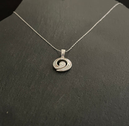 Mother of Pearl Swirl Pendant image 1