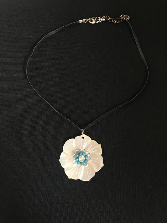 Mother of Pearl and Turquoise Howlite Flower Necklace image 1