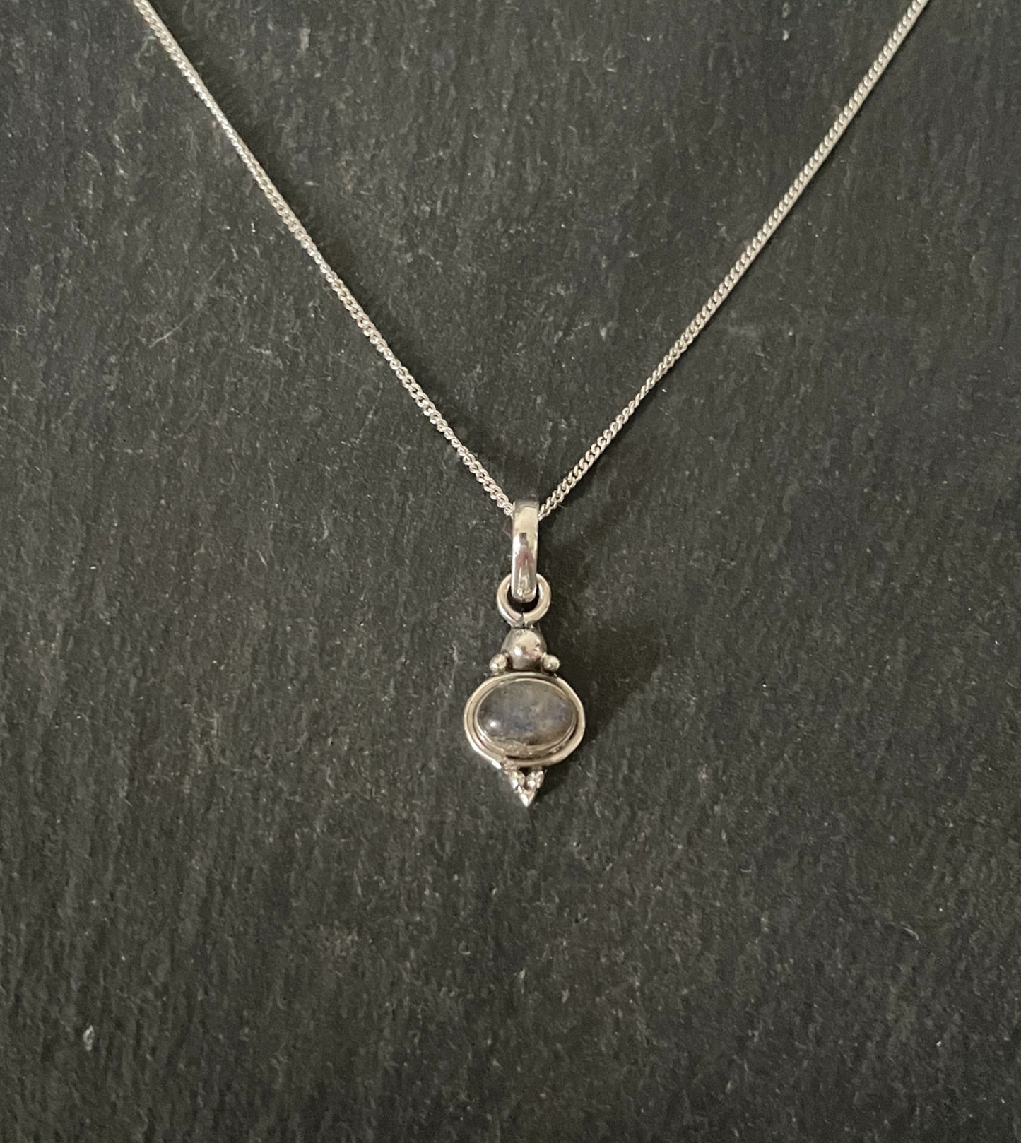 Labradorite Oval Pendant image 0
