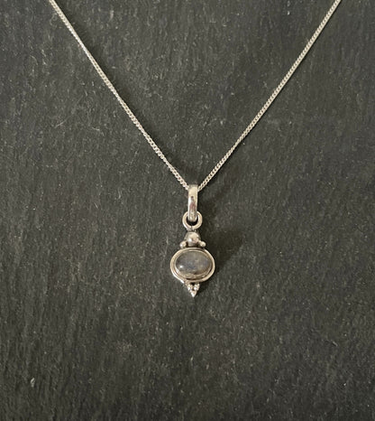 Labradorite Oval Pendant image 0